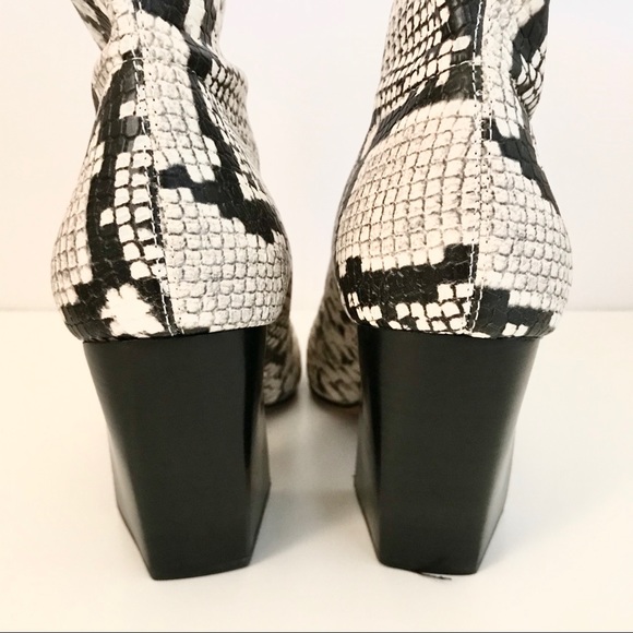 Vince Camuto SETILLEN BOOTIE Snakeskin - Picture 7 of 9
